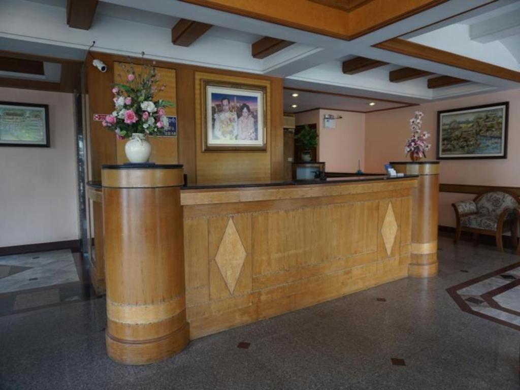 Tanaphat Hatyai Hotel Hat Yai Buitenkant foto
