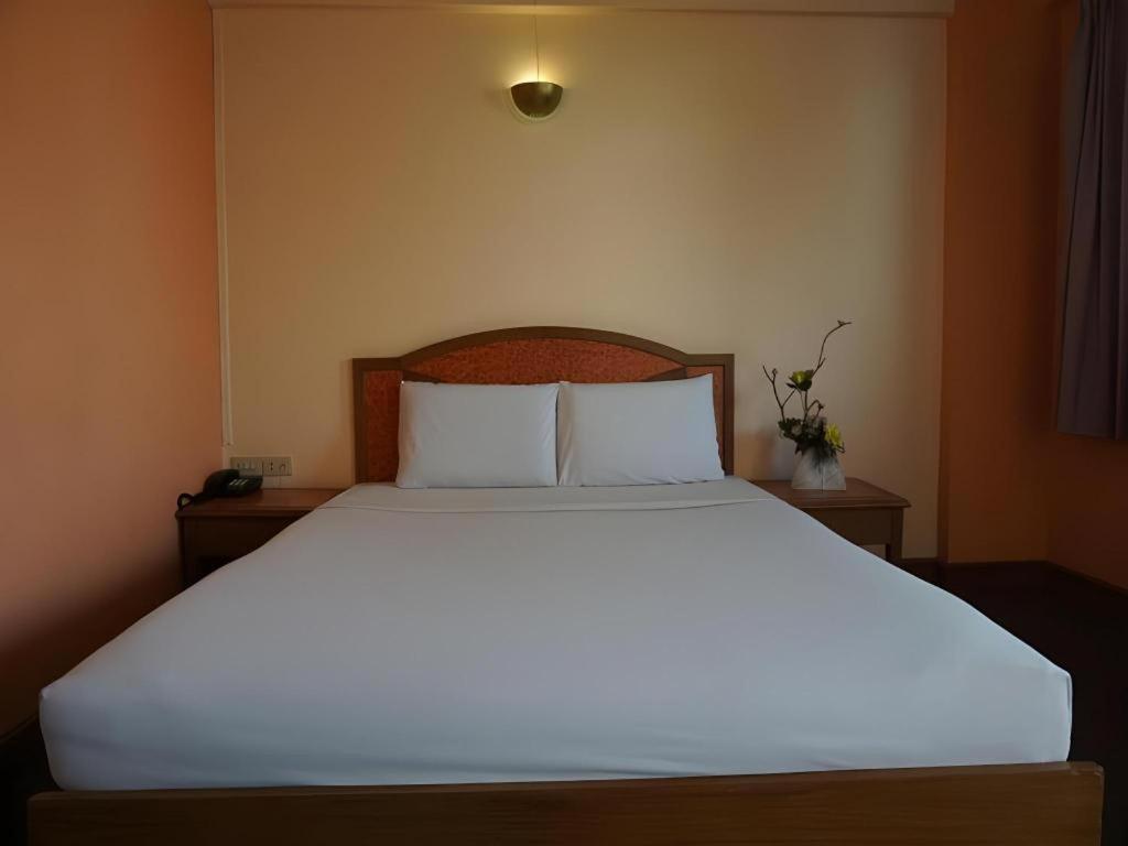 Tanaphat Hatyai Hotel Hat Yai Buitenkant foto
